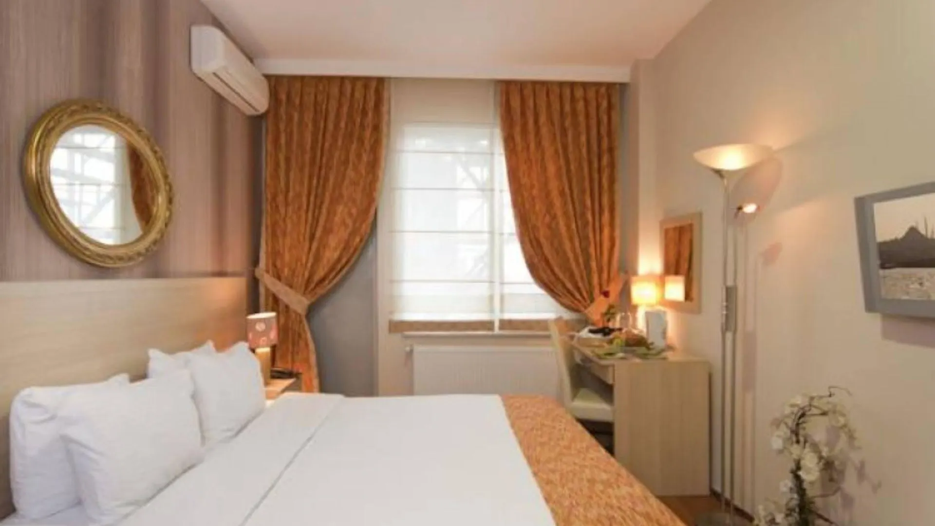 Arach Hotel Harbiye Istanbul