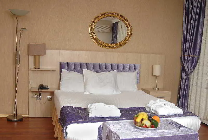 איסטמבול Arach Hotel Harbiye 4*,