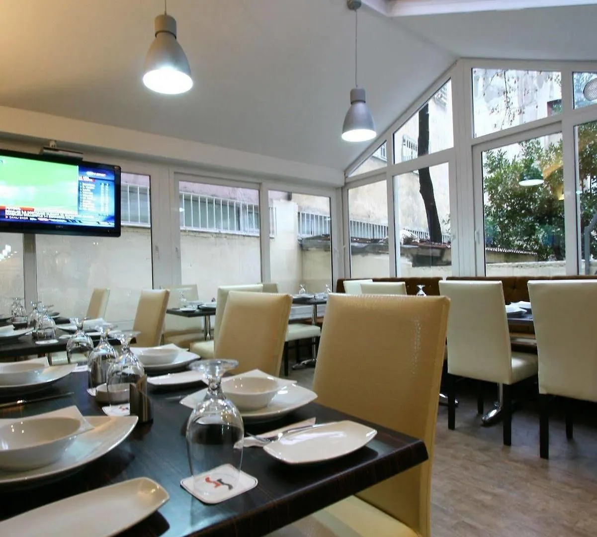 איסטמבול Arach Hotel Harbiye 4*,